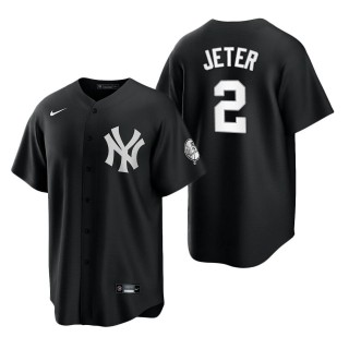 Men's New York Yankees Derek Jeter Black White Replica Jersey