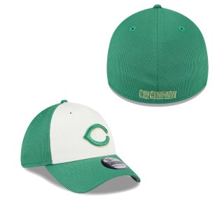 Cincinnati Reds White Green 2024 St. Patrick's Day 39THIRTY Flex Fit Hat
