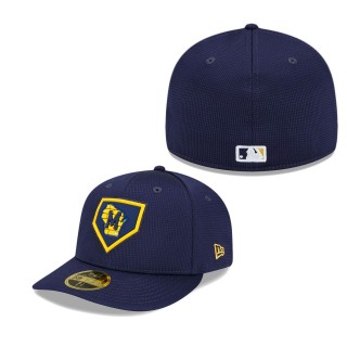 Men's Milwaukee Brewers Navy 2022 Clubhouse Alternate Logo Low Profile 59FIFTY Fitted Hat