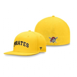 Pittsburgh Pirates Gold Team Core Fitted Hat