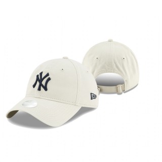 Women's New York Yankees Khaki Stone Core Classic 9TWENTY Adjustable Hat