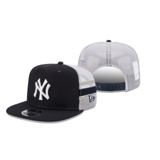 New York Yankees Navy Stripe Trucker 9FIFTY Snapback Hat